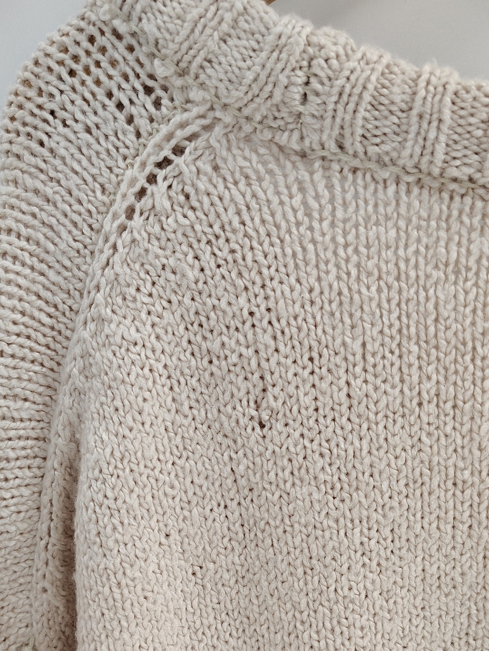 Caitlin Covington x Pink Lily Kelsey Sweater Taupe Wide Neck Off Shoulder Soft M - Picture 8 of 9